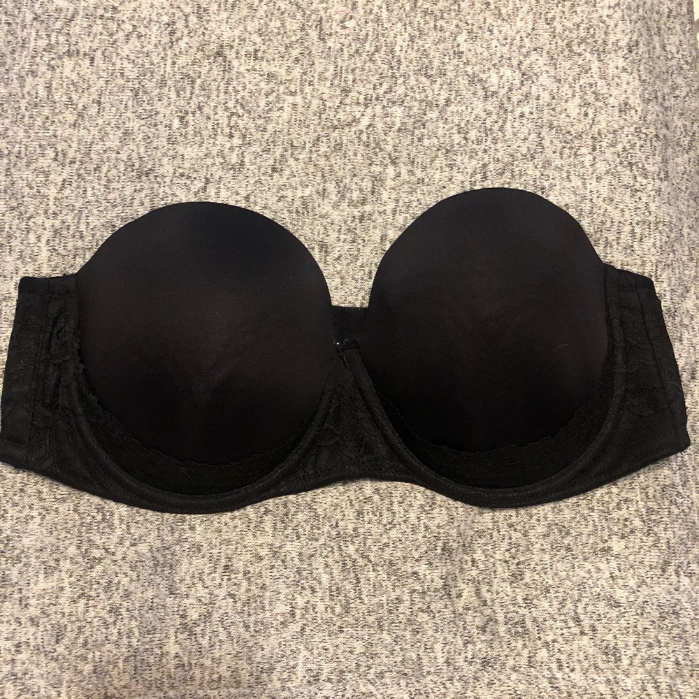 Torrid strapless bra 💫 - Picture 2 of 4